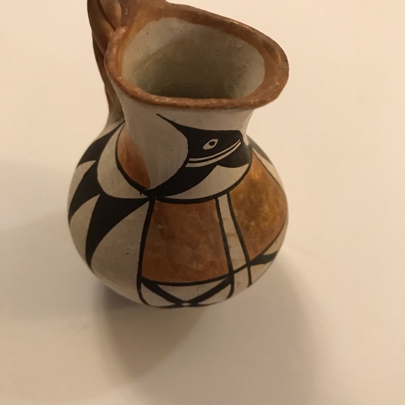 Acoma N.M. Pitcher/Vase Vintage - Picture 3 of 15